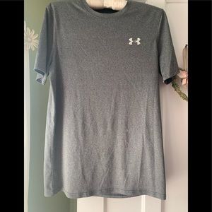 Men’s Under Armour T shirt